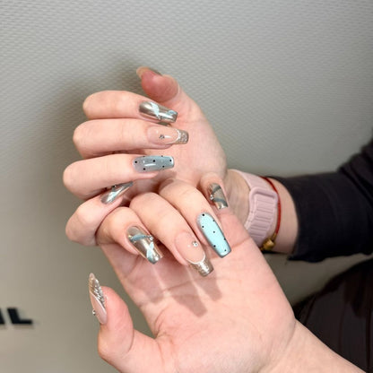 Dekorative Künstlerische Nagelverzierungen