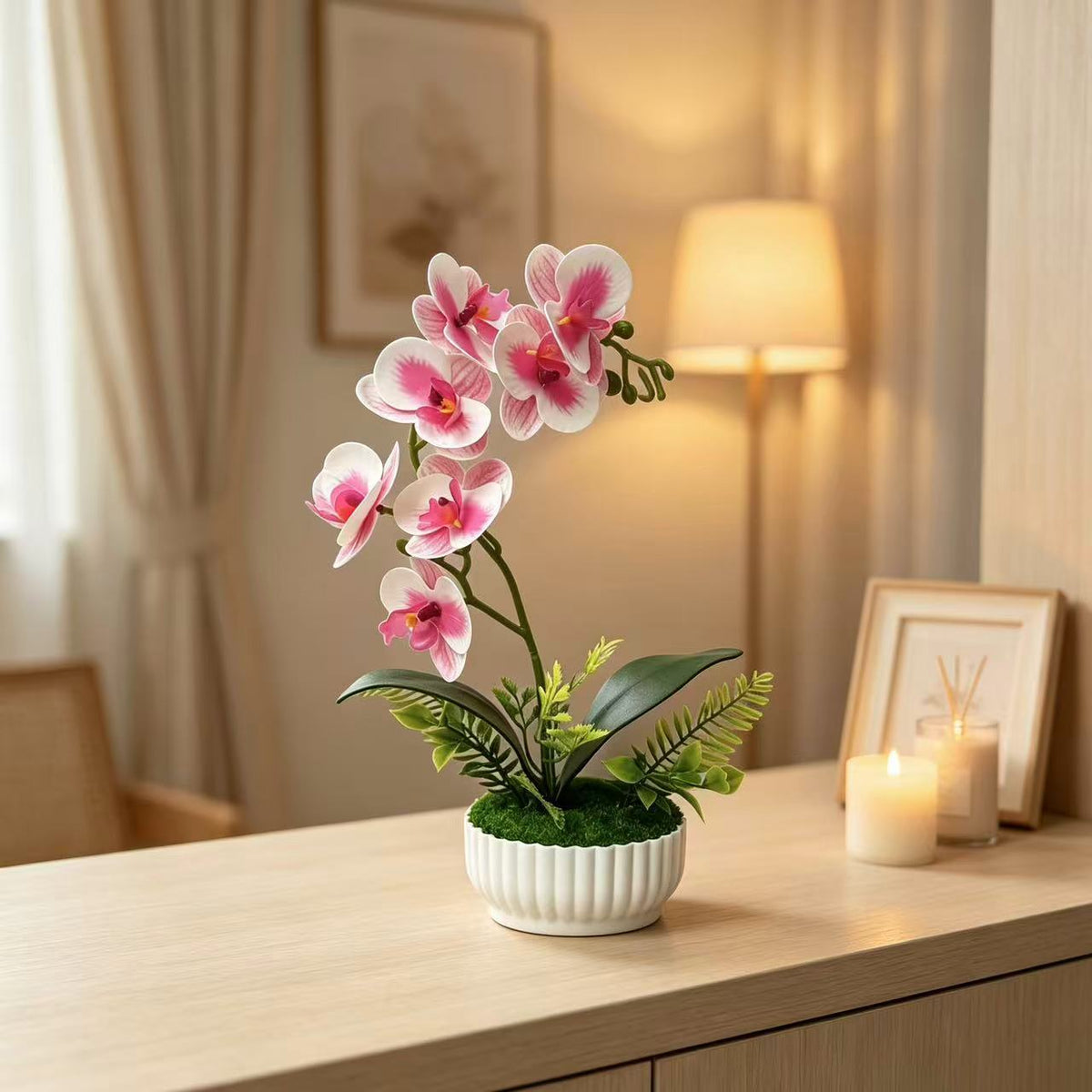 Elegante Faux-Orchideen-Anordnung für die Innendekoration