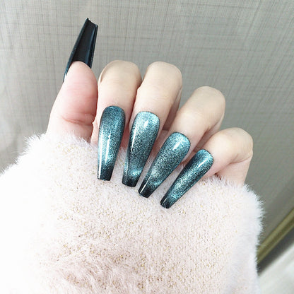Stylische Glitzer-Gradient-Press-On-Nagelspitzen