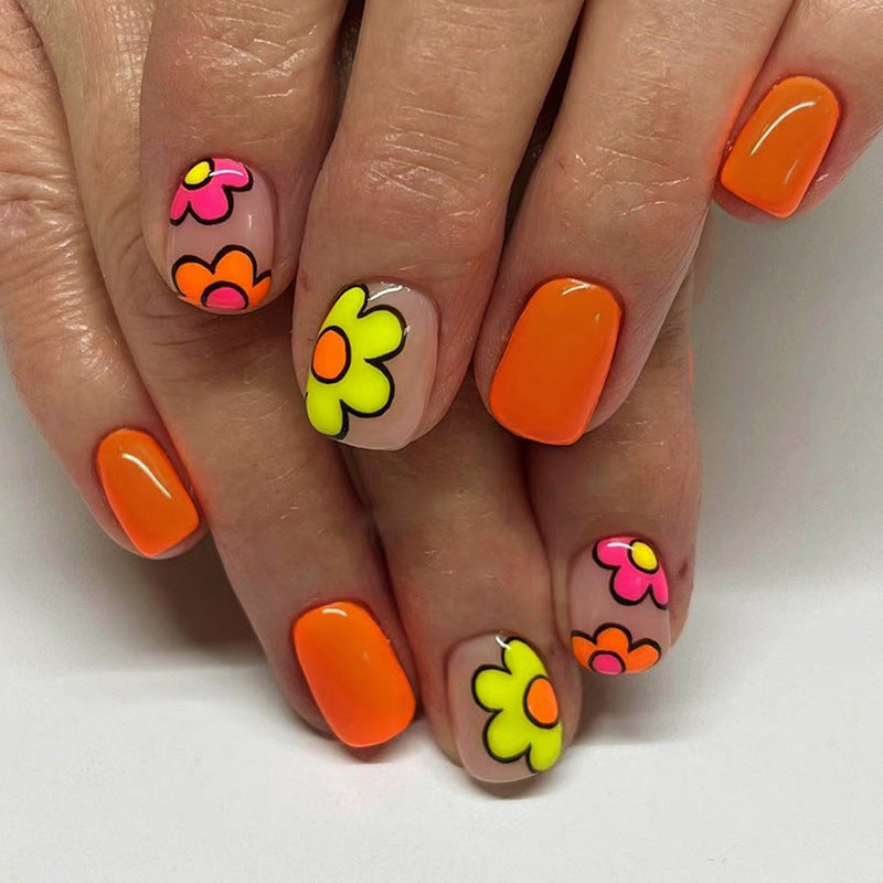 Künstlerische Blumennägel Tipps Brehn
