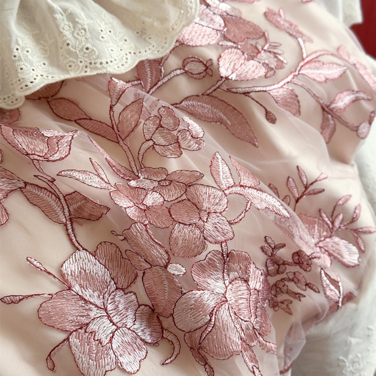 Baumwoll-Satin Bestickte Floral-Spitzenrand Bettwäsche Set