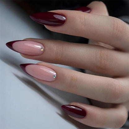 Elegante Stiletto-Nagelspitzen
