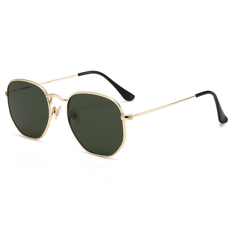 Damen Oversized Sonnenbrille mit elegantem goldenen Metallrahmen und massivem UV-Schutz Brehn