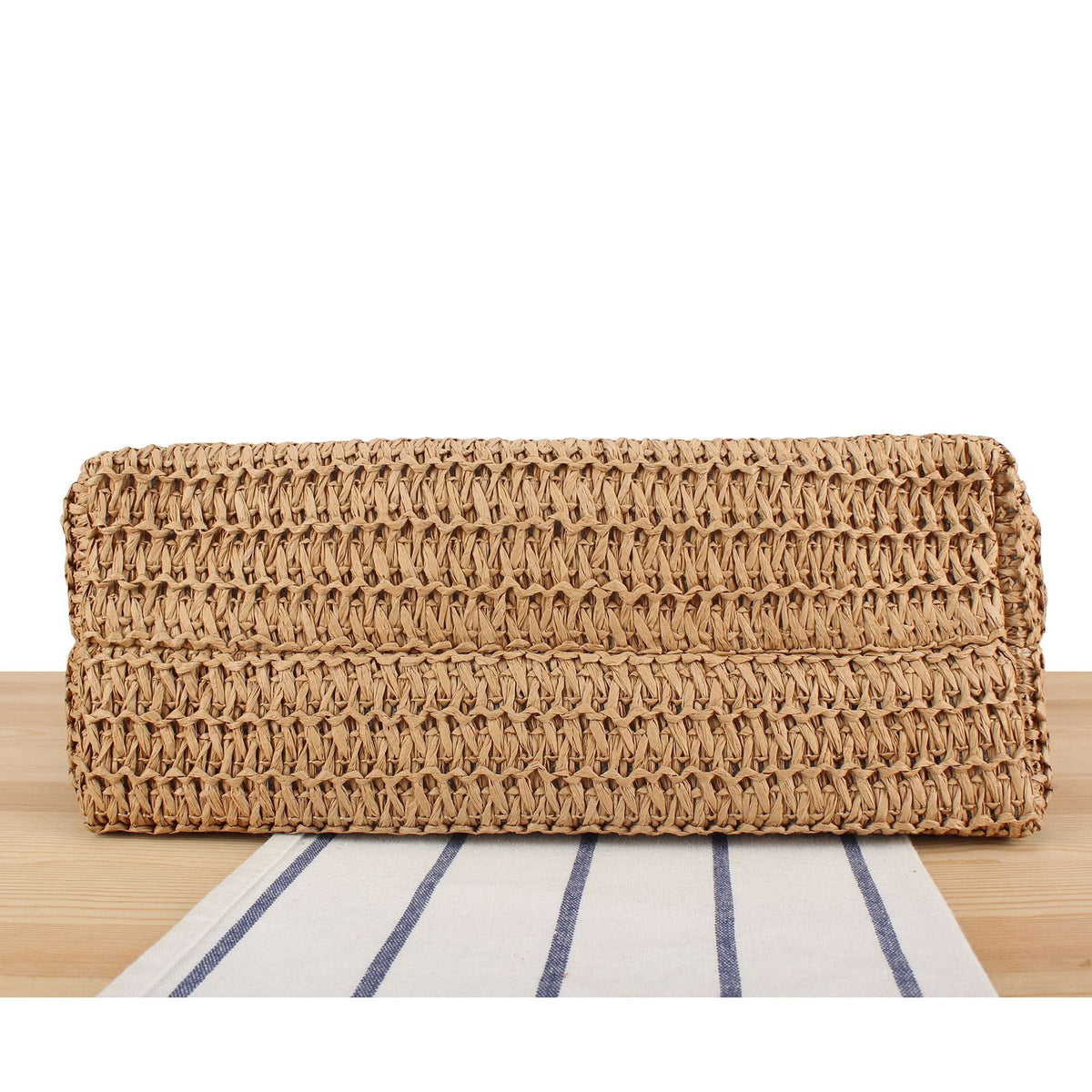 Strandtasche Aus Handgewebtem Naturmaterial mit Fransenverzierung Brehn