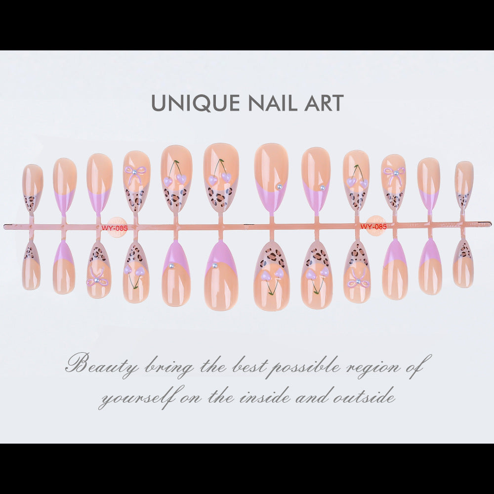 Künstlerisches Press-On Nageldesign-Set Brehn