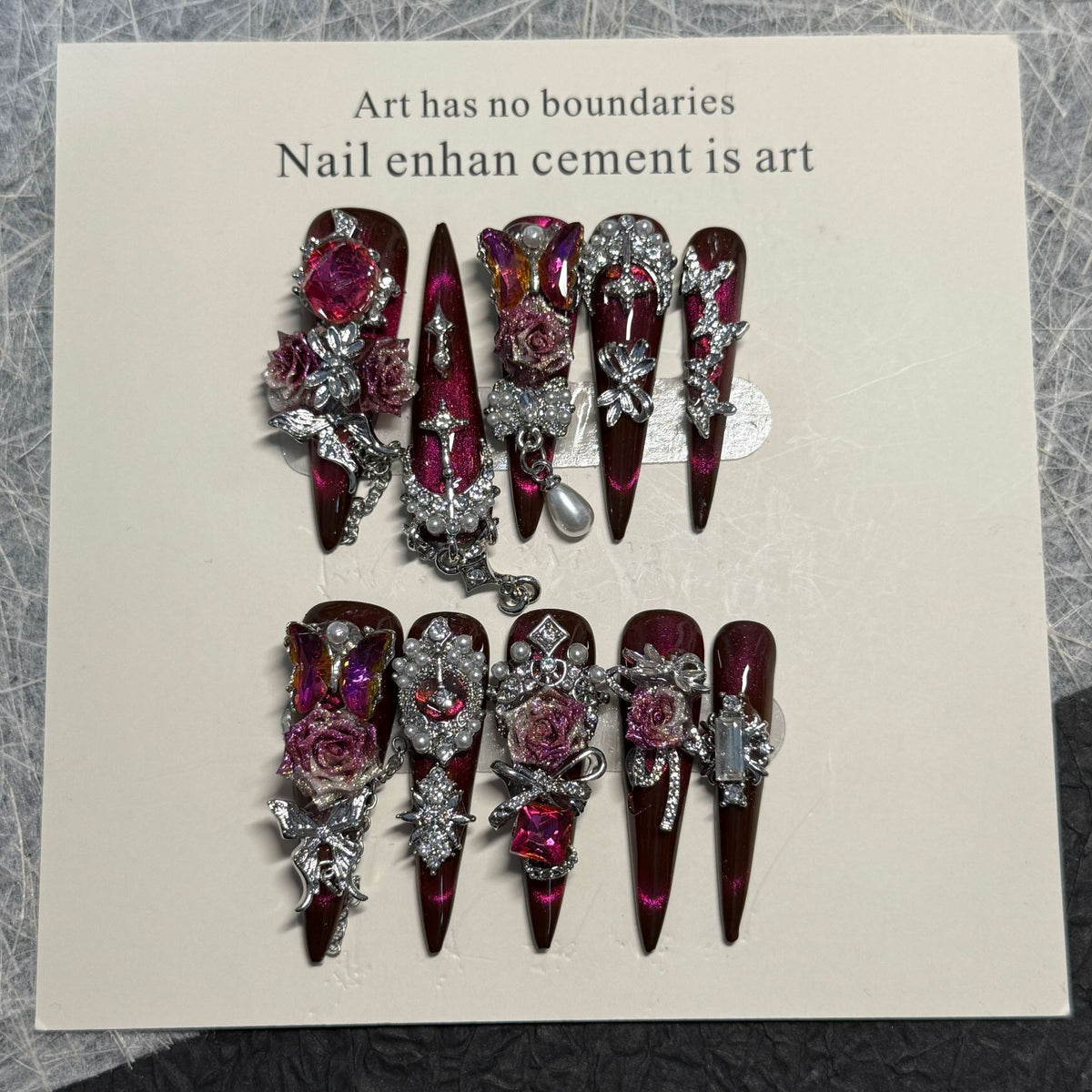 Dekoratives Strass-Nagelkunst-Set