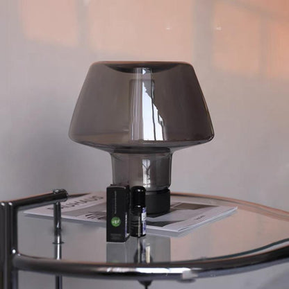 Künstlerische Tischlampe mit einzigartigem transparentem Schirm