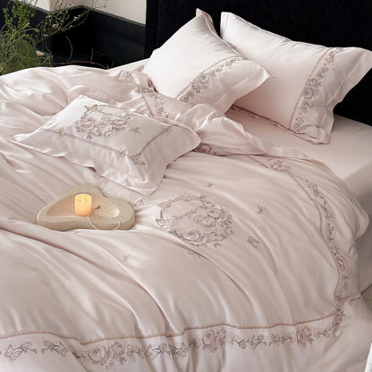 Bestickte Seidenlook Satin Bettbezug Set mit Blumenkranz Motiv