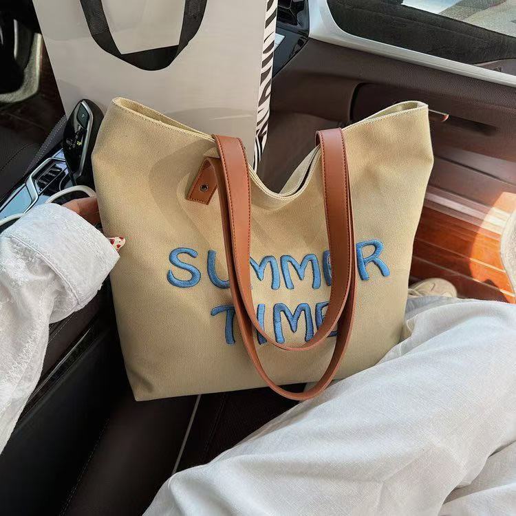 Strandtasche mit Gesticktem Sommermotiv Brehn