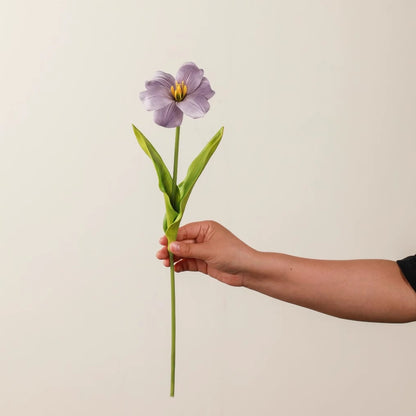 Realistische Orchideen-Blumenarrangement