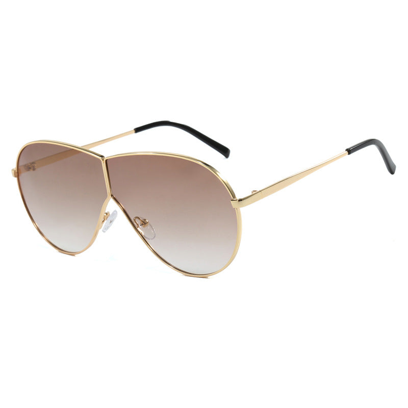 Damen Pilotensonnenbrille mit elegantem goldenen Rahmen und blauen Gläsern Brehn