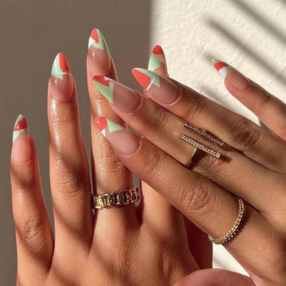 Kunstvolle Nailart im trendigen Design Brehn