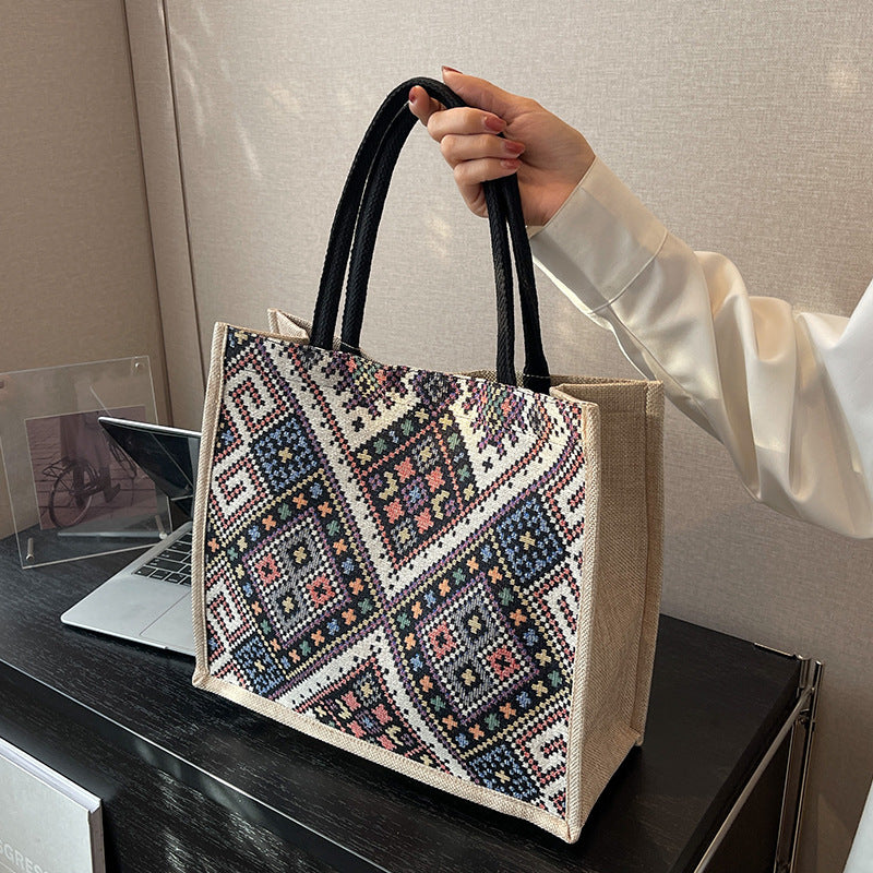 Vom Handwerk inspirierte geometrische Tragetasche