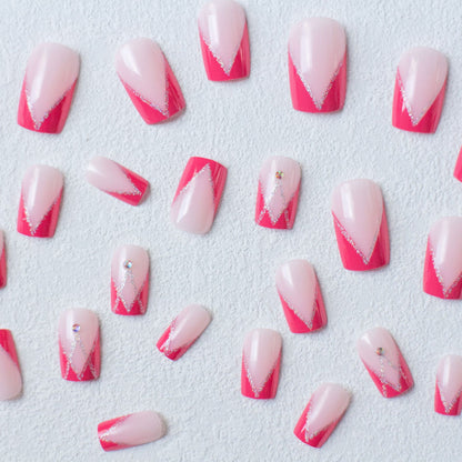 Künstlerisches French Tip Nagelset