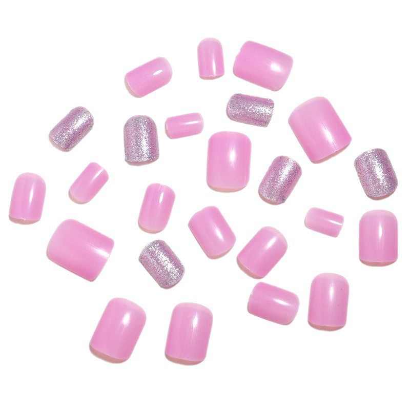 Dekoratives Press-On Nagelset mit Glitzerakzenten Brehn