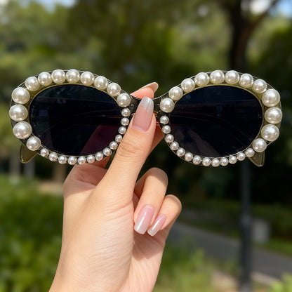 Dekorativer Perlenrahmen Sonnenbrille Brehn