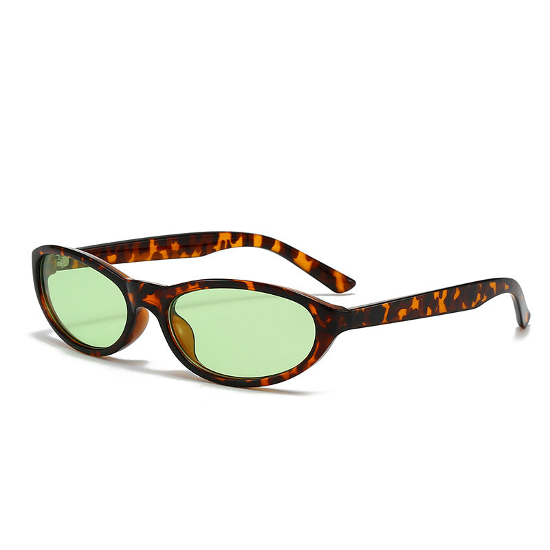 Damen modische Sonnenbrille im eleganten Retro-Stil Brehn