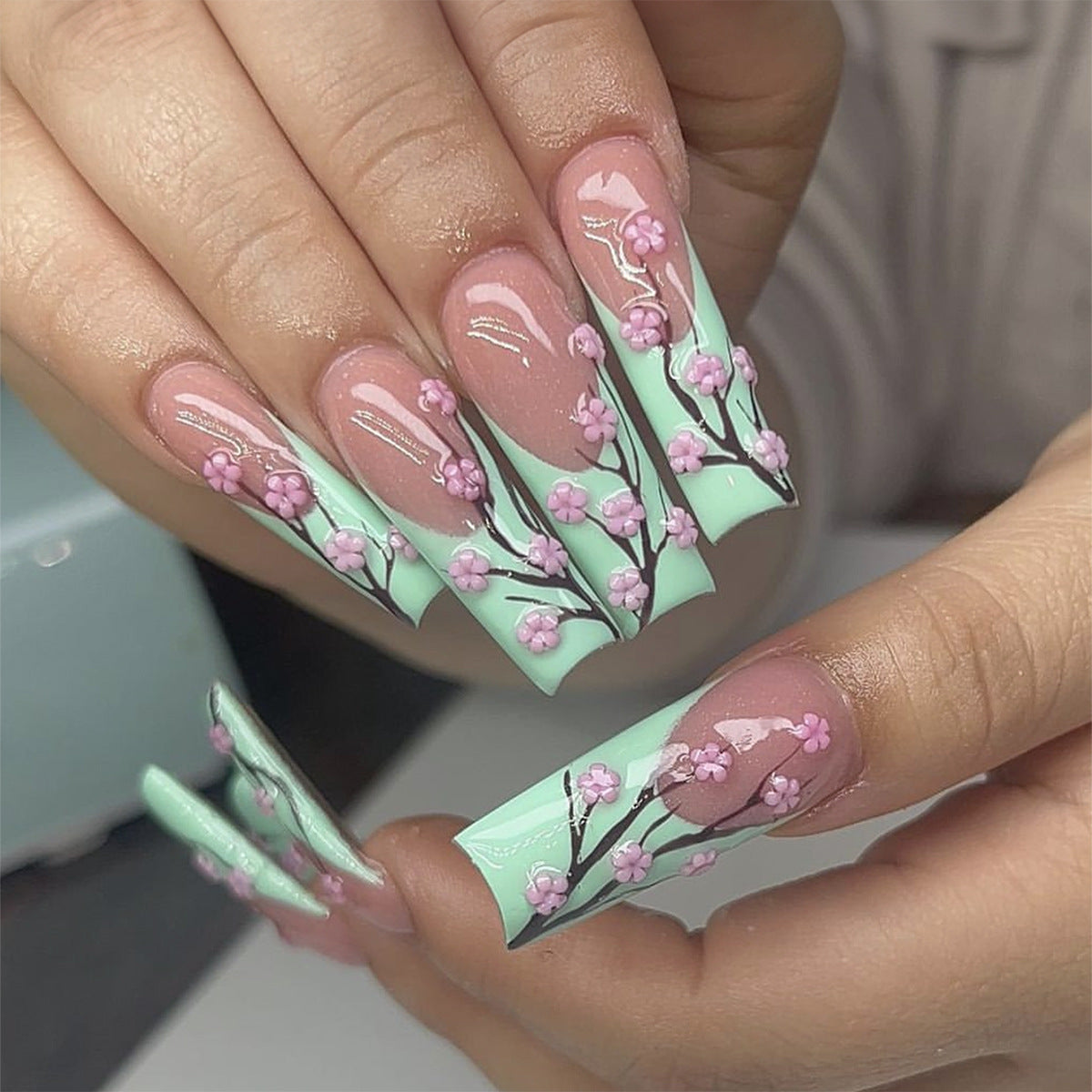 Floral Design Press-On Nails Set Brehn