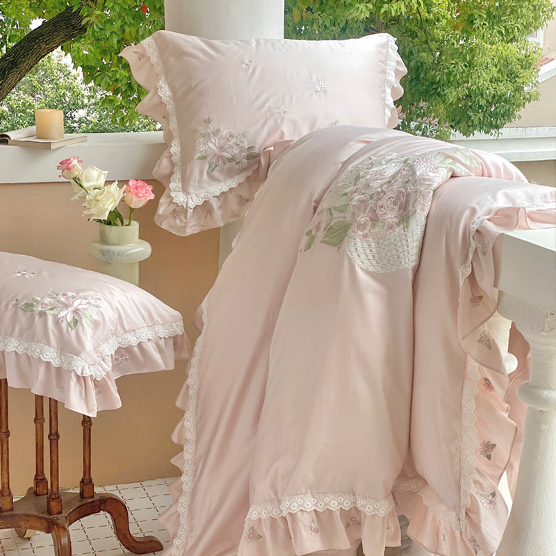Romantisches florales Bettwäsche-Set mit Spitze und Volants