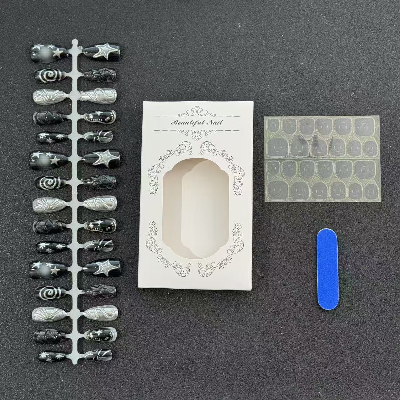 Künstlerisches schwarzes Nagelspitzen-Set Brehn