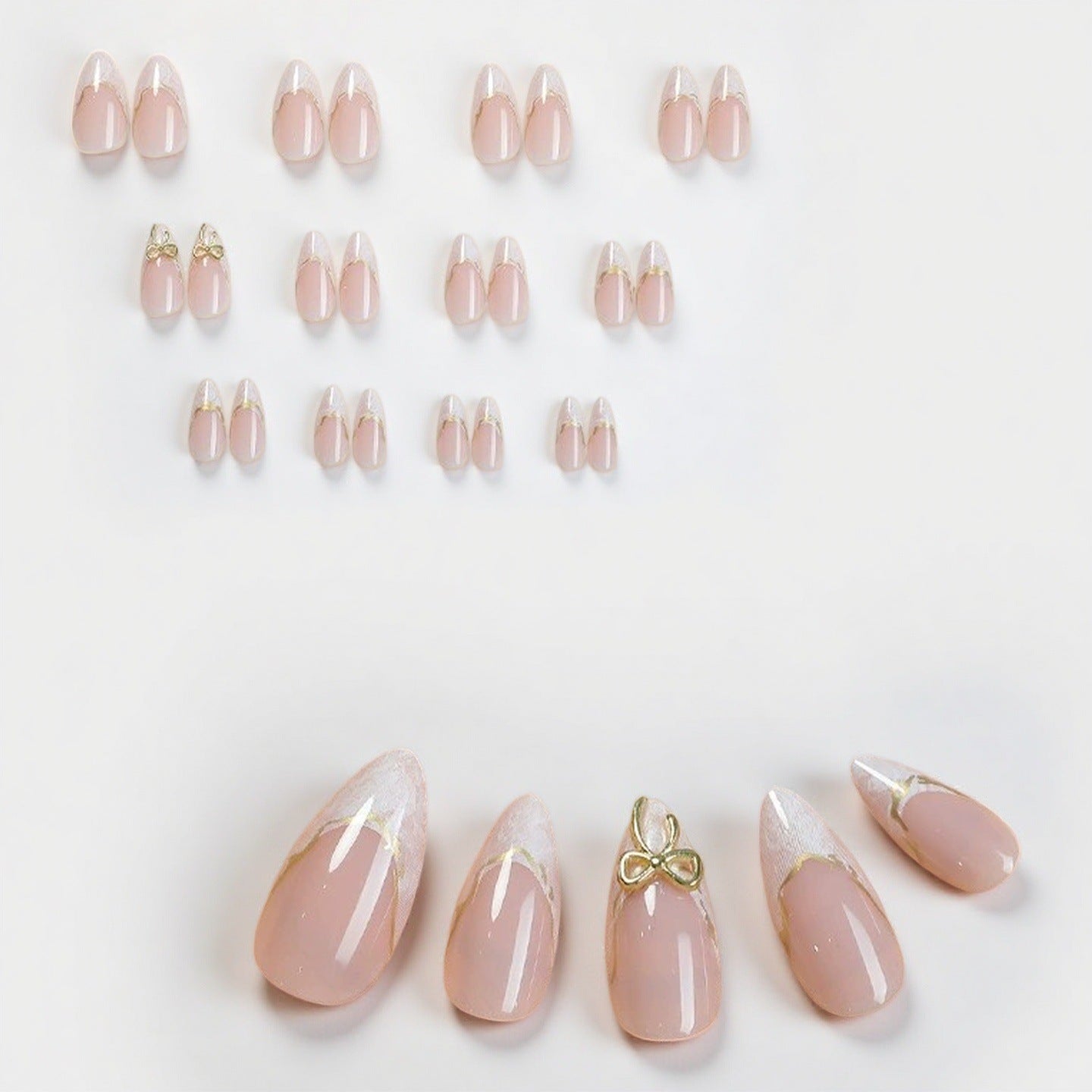 Elegantes dekoratives Nail Art Set Brehn