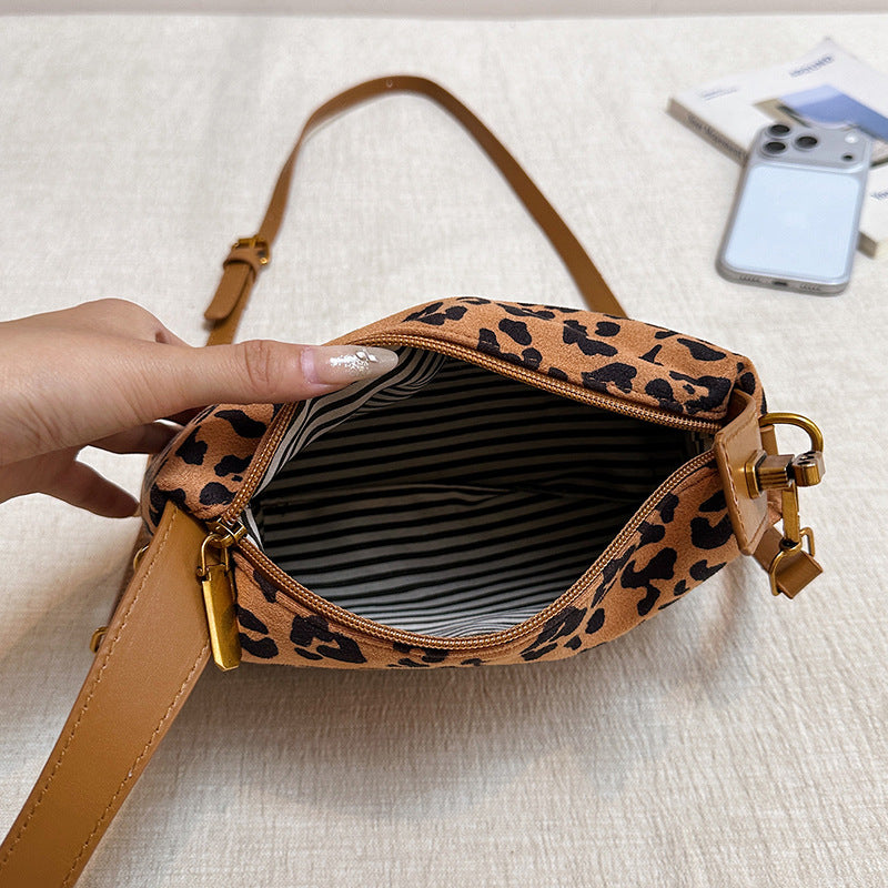 Wildleder Mini Bucket Handtasche