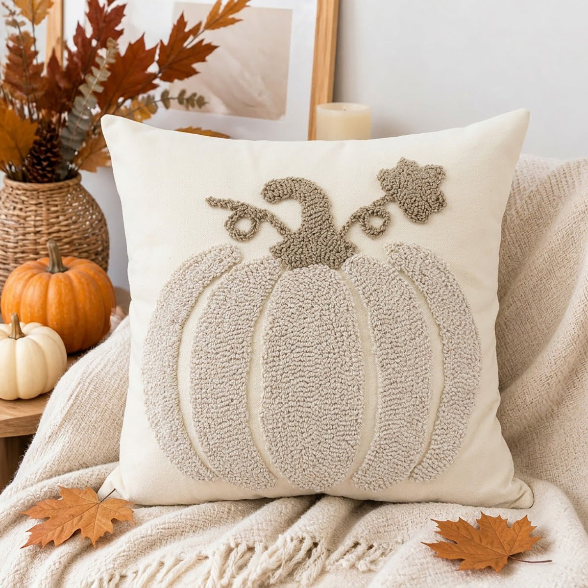 Saisonale tufted Kürbis Akzent Kissenbezug mit Chenille-Schlingenstickerei