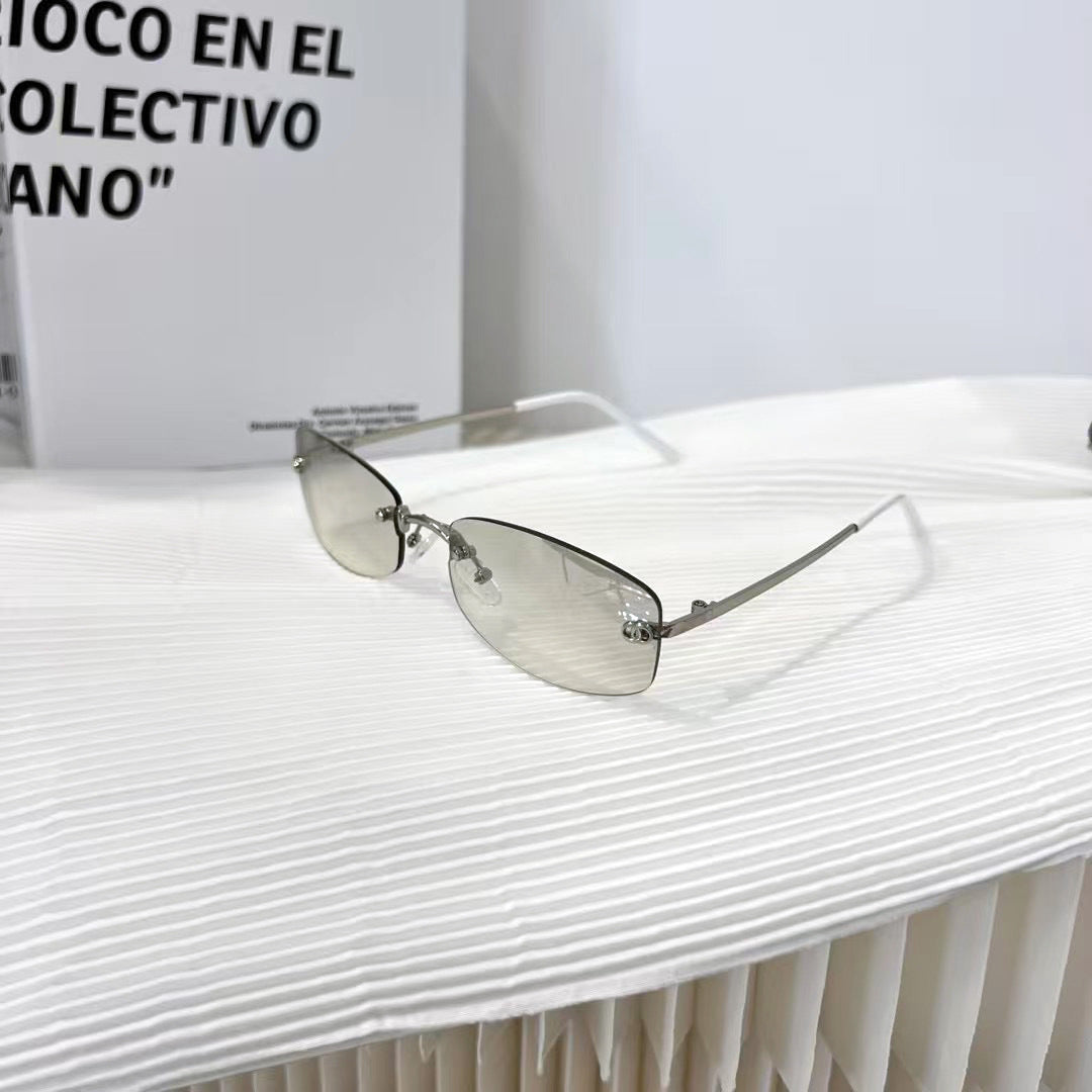 Elegante Premium Sonnenbrille mit Schlankem Metallrahmen Brehn