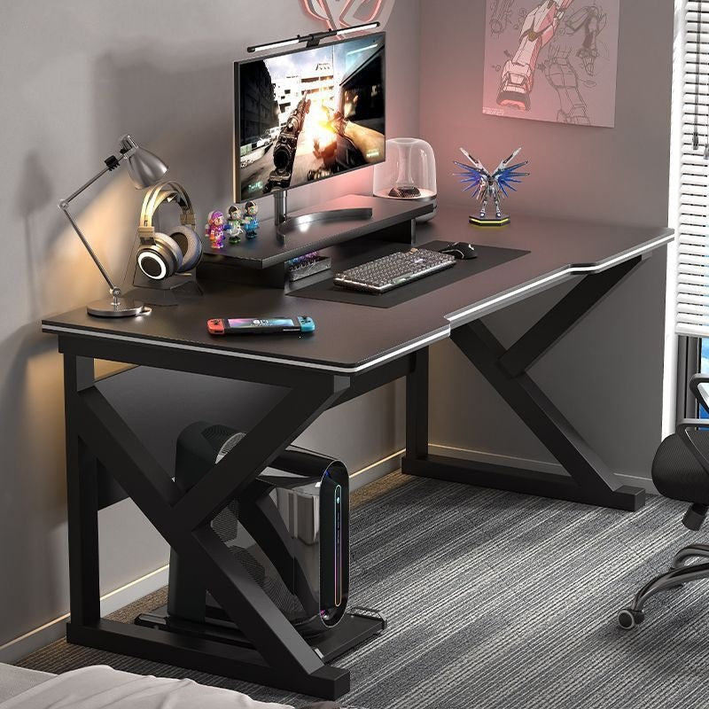Ergonomischer Gaming Tisch Brehn