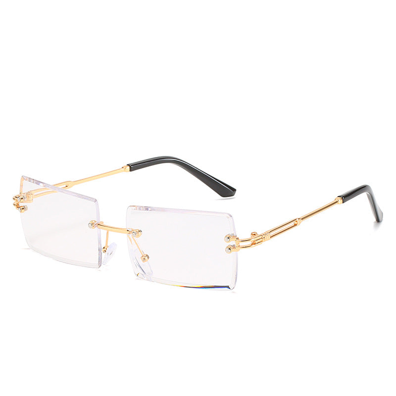 Damen modische Sonnenbrille mit einzigartigem rechteckigen Rahmen und funkelnden Details Brehn