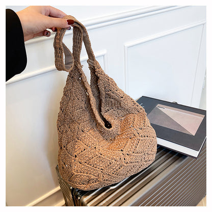Florale verziertes Häkel-Schultertasche Brehn