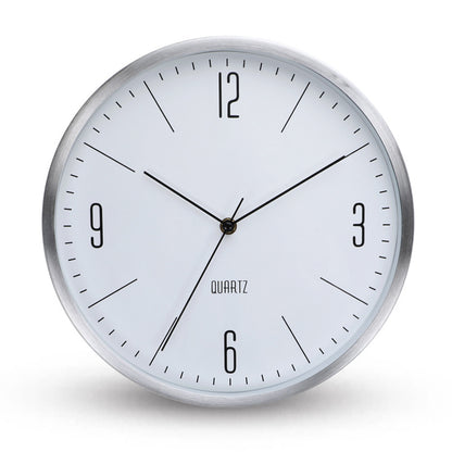 Wanduhr im modernen Design Brehn