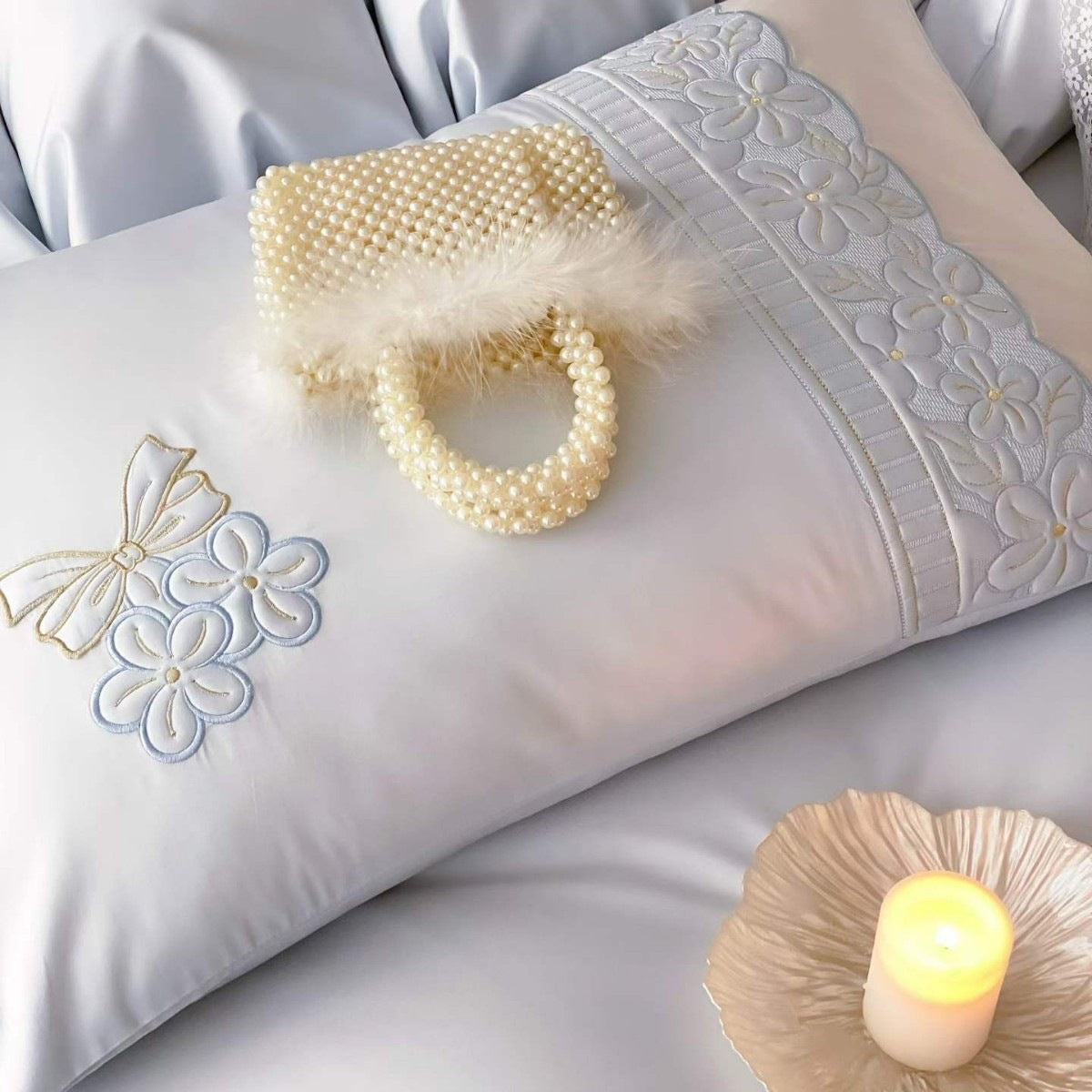 Besticktes Luxus-Baumwollsatin-Bettwäsche-Set mit floraler Spitzenverzierung