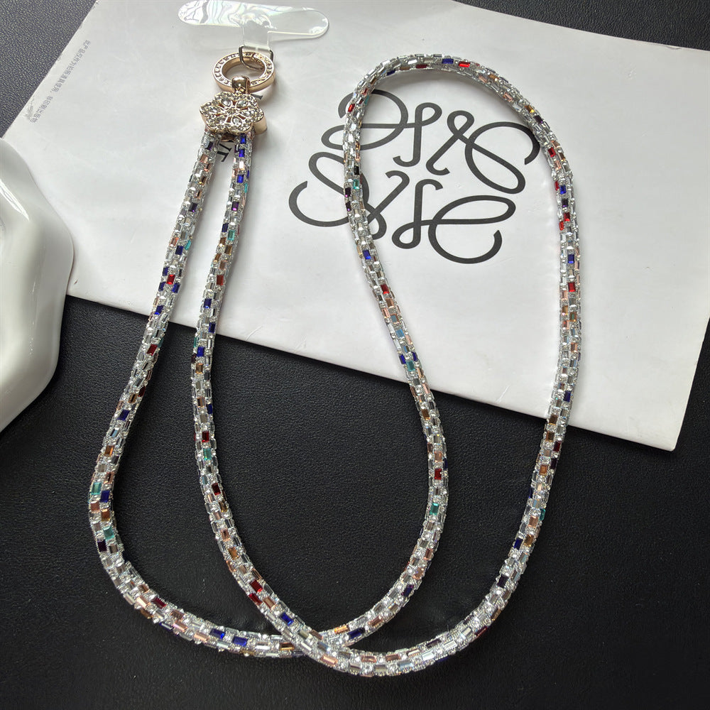 Dekorativer, mit Kristallperlen verzierter Brillenband Brehn