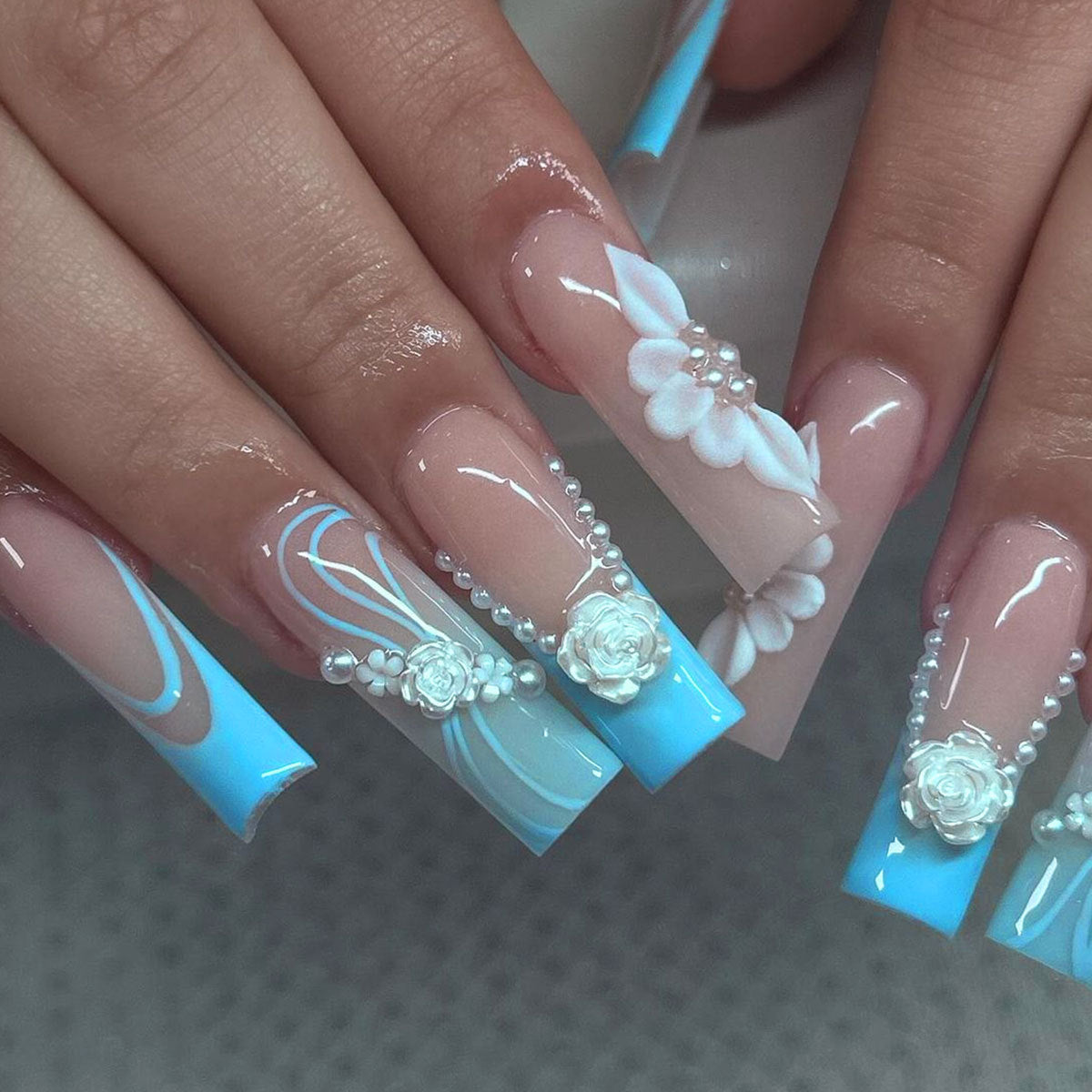 Dekorative 3D Nagelkunst Brehn