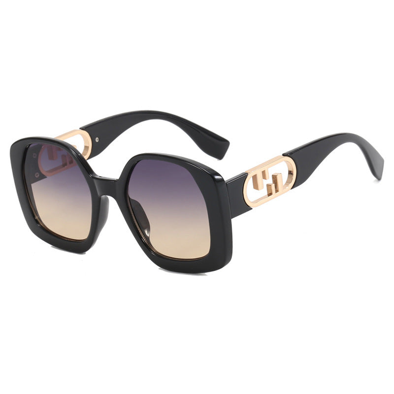 Damen oversized Sonnenbrille mit extravagantem geometrischen Rahmen und eleganten Akzenten Brehn