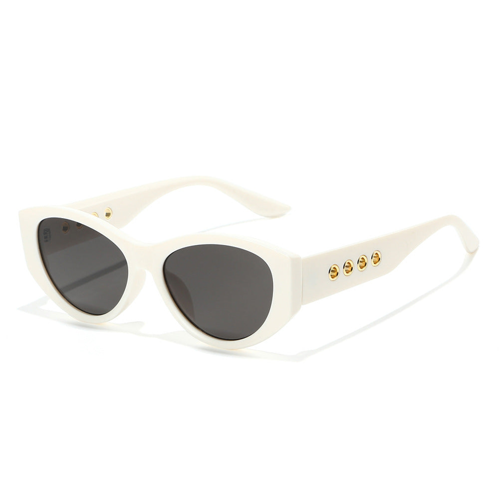 Cat-Eye Sonnenbrille mit dekorativen goldenen Akzenten Brehn