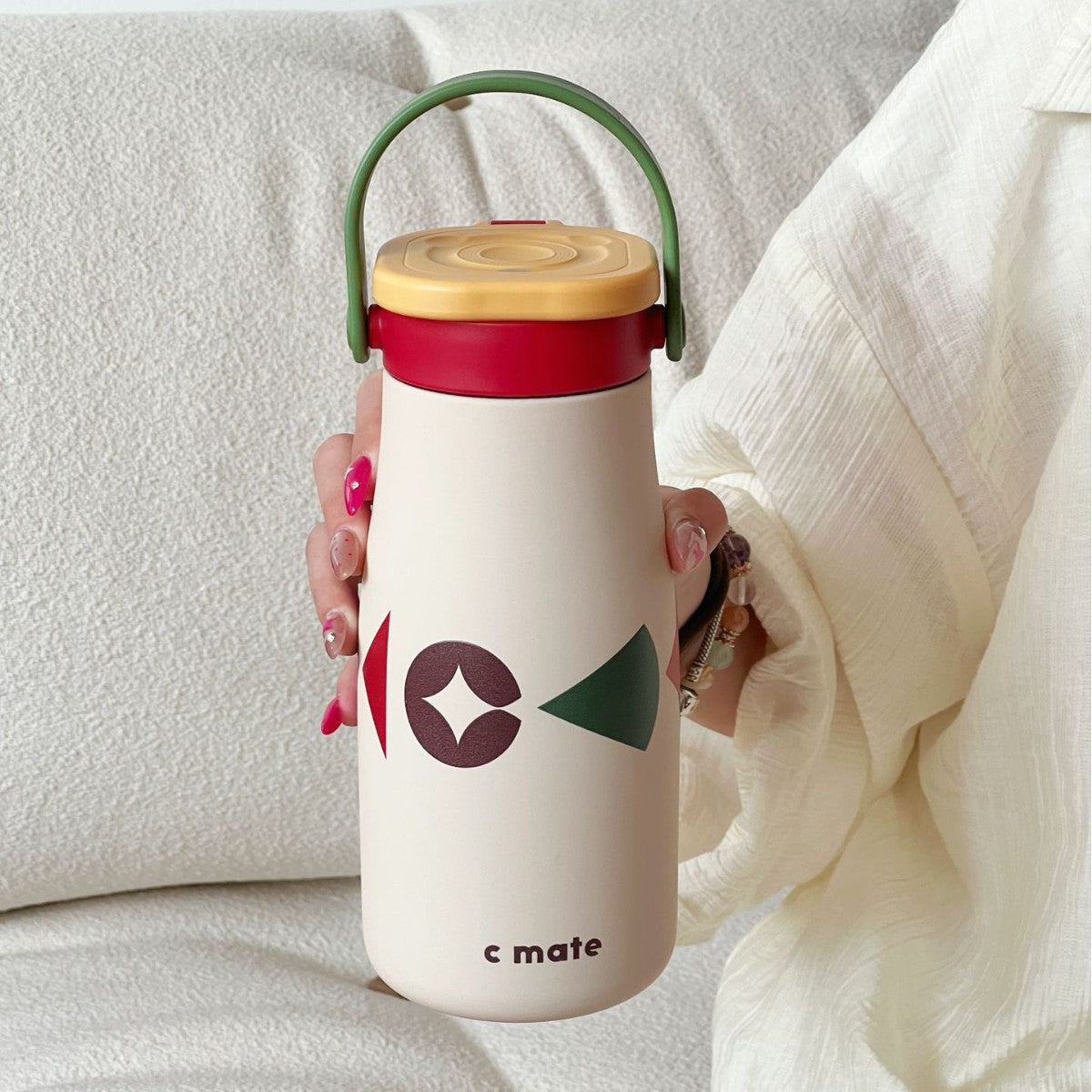 Damen Ergonomische Trinkflasche mit praktischem Tragegriff Brehn