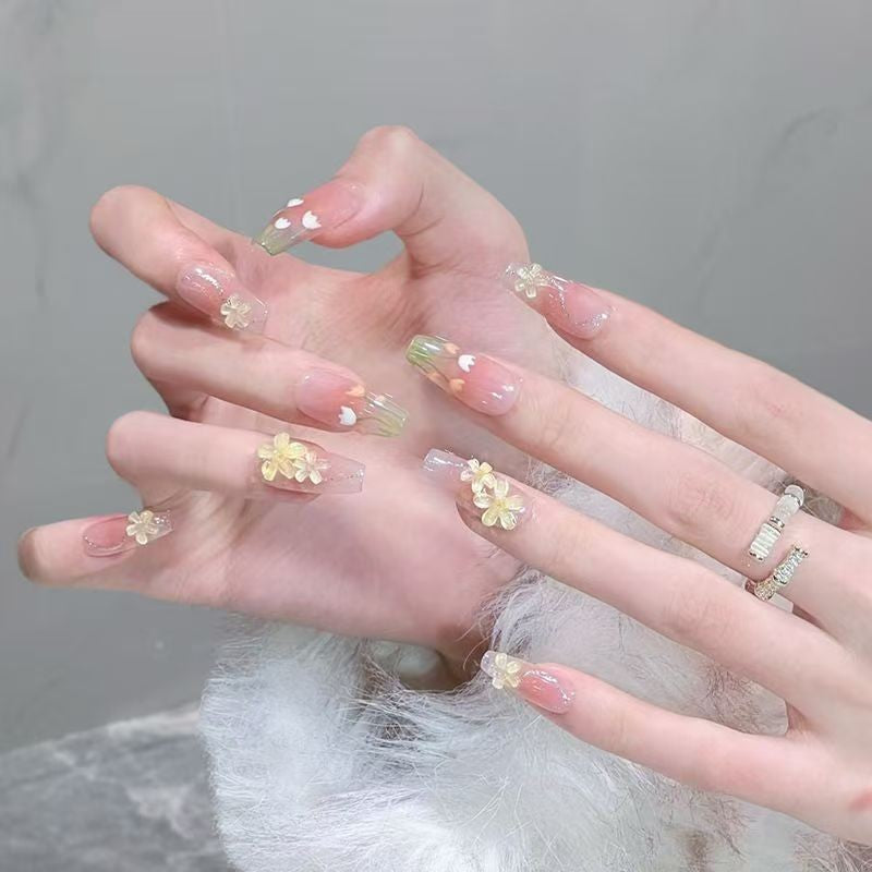 Elegantes Nagelkunst Set Brehn