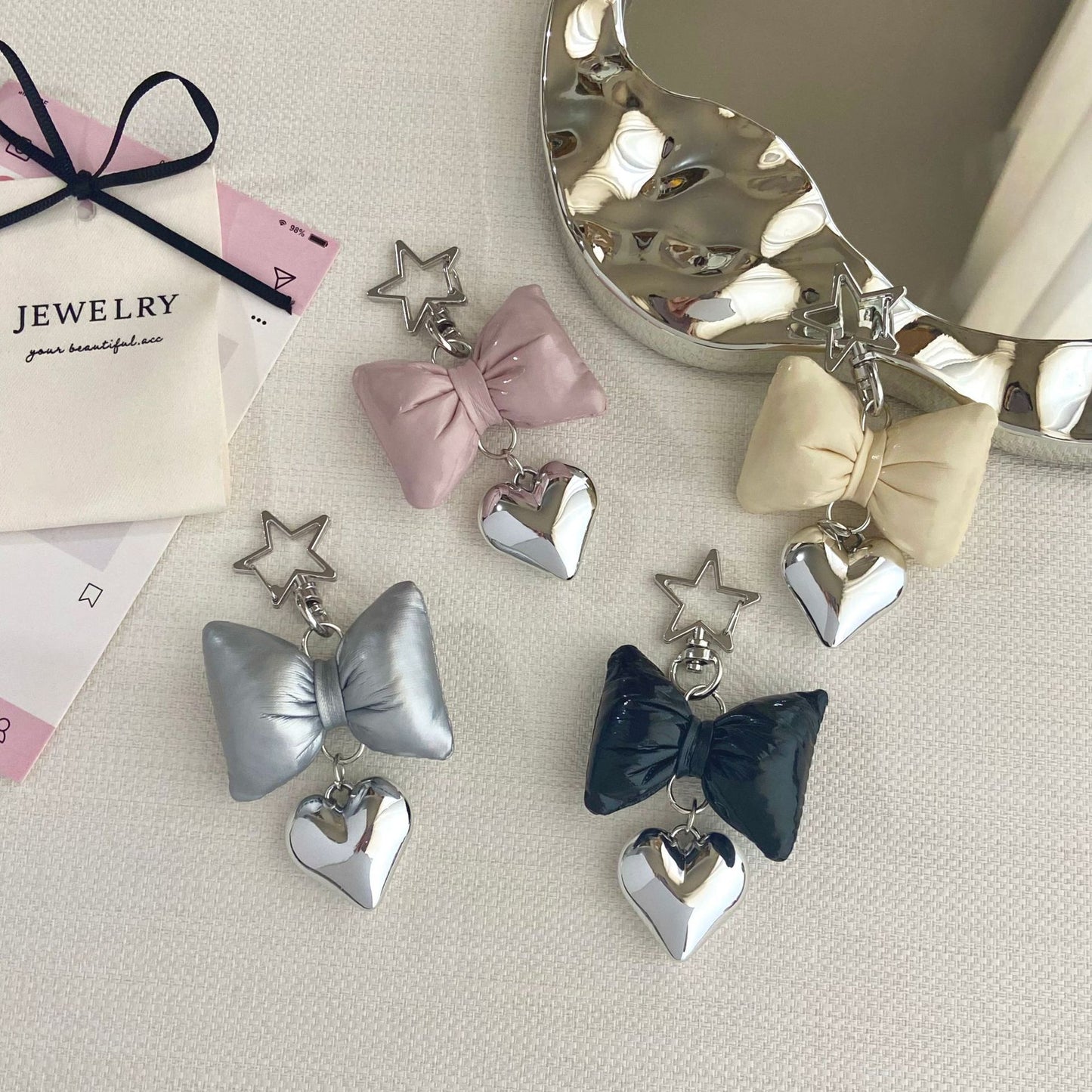 Bow-förmiger Charm Schlüsselanhänger Brehn