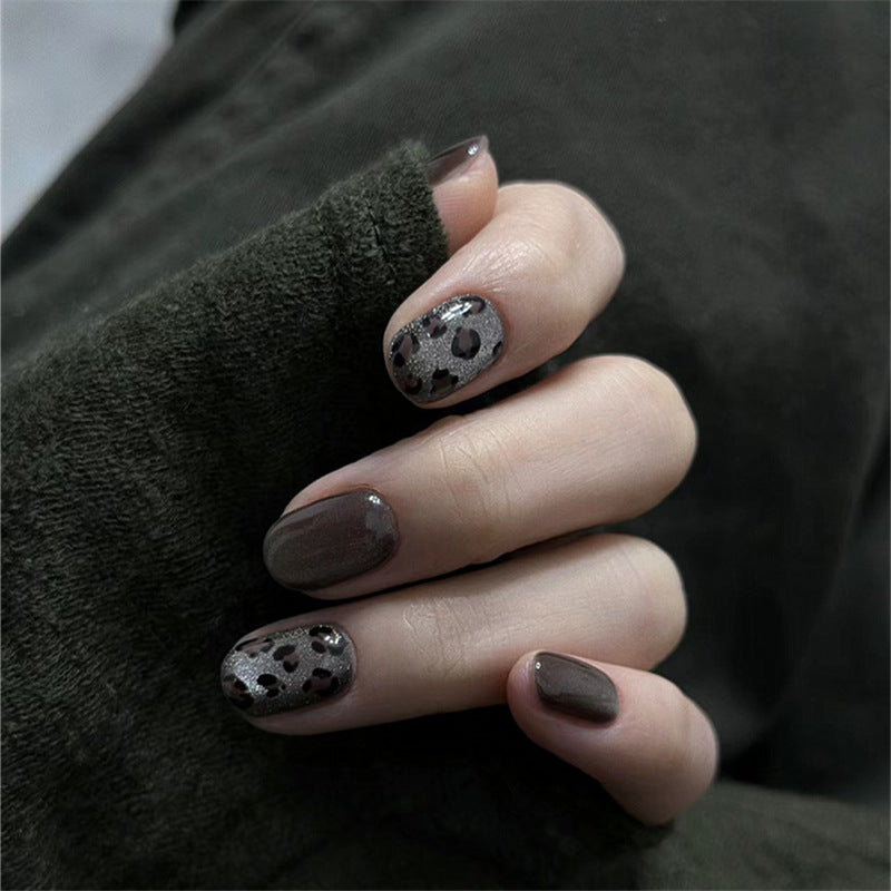Kunstnägel Im Eleganten Animal-Print Design Brehn