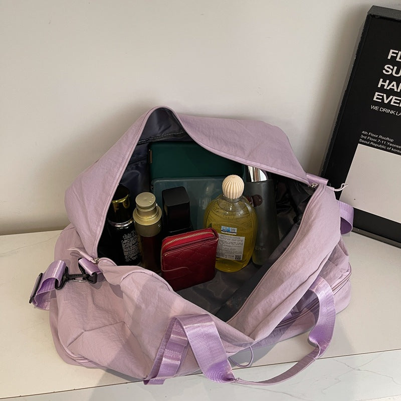 Multifunktionale Sport-Duffel Mit Innovativer Innentaschenorganisation Brehn