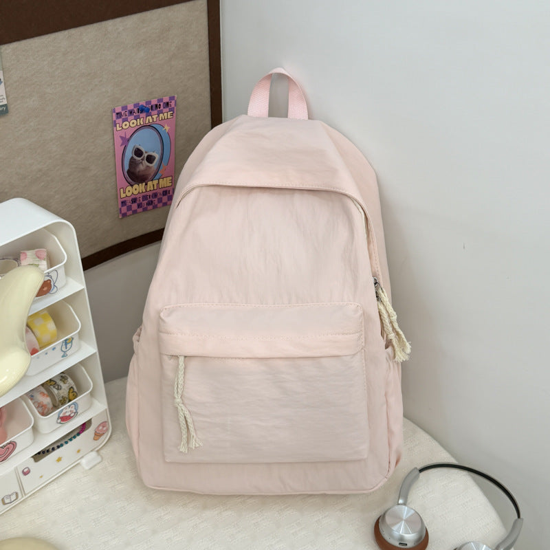 Lässiger Multi-Taschen-Rucksack