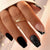 Matte Finish Press-On Nail Set mit glamourösem Schwarz und funkelnden Designs Brehn