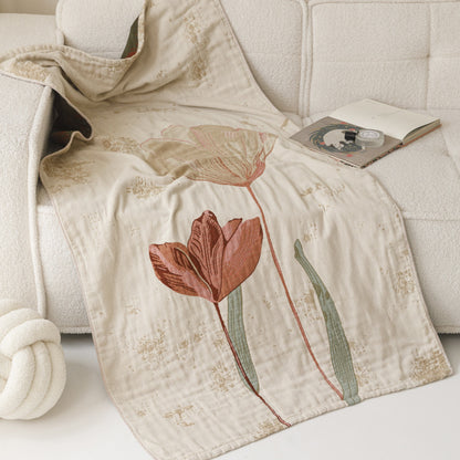 Übergroße botanische Musselin-Wurfdecke mit floralem Aquarelldruck