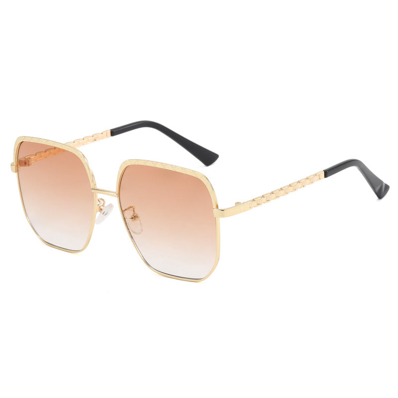 Damen modische Sonnenbrille mit quadratischem Rahmen und stilvollen Details Brehn