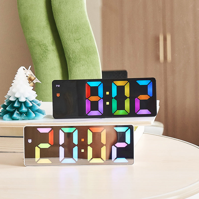 Digitaluhr im modernen Design Brehn