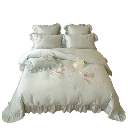 Satin-Bettwäsche-Set mit Stickereien und Rüschensaum