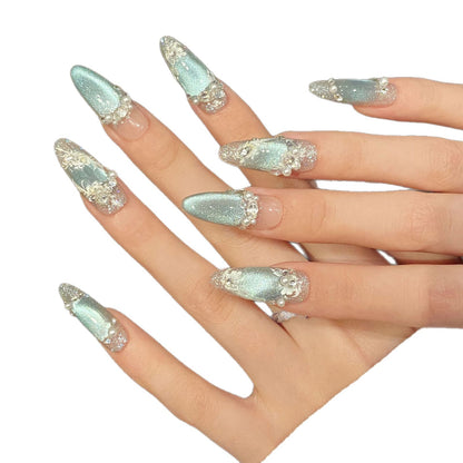 3D Dekorative Press-On Nagelkunst Set