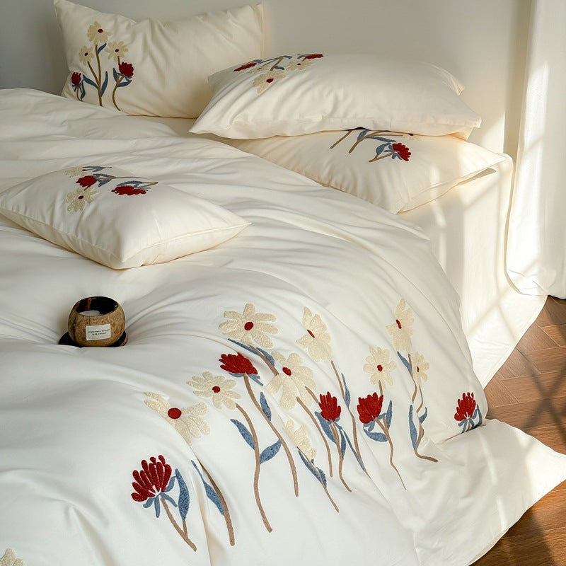 Bestickte botanische Baumwoll-Percale-Bettwäsche mit Applikationsblumen und Umschlagkissenbezügen